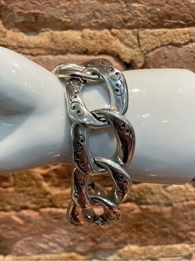 Brighton bracelet chunky links intricate etching & scroll design - Silver Tone